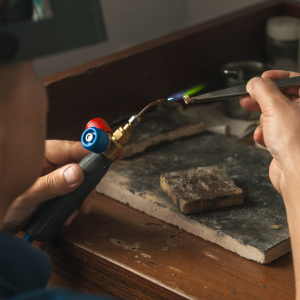 gia-cong-trang-suc-la-gi-vi-sao-ngay-cang-nhieu-khach-hang-lua-chon