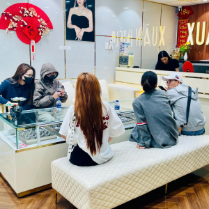 don-xuan-ron-rang-nhan-ngan-uu-dai-cung-xuan-hieu-diamonds