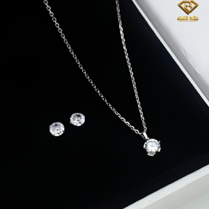 vi-sao-trang-suc-tinh-gian-ngay-cang-duoc-ua-chuong